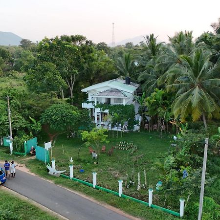 Lake Edge Dambulla Exterior foto